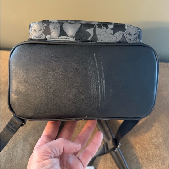 Disney Loungefly Villains Backpack - Picture 7 of 9